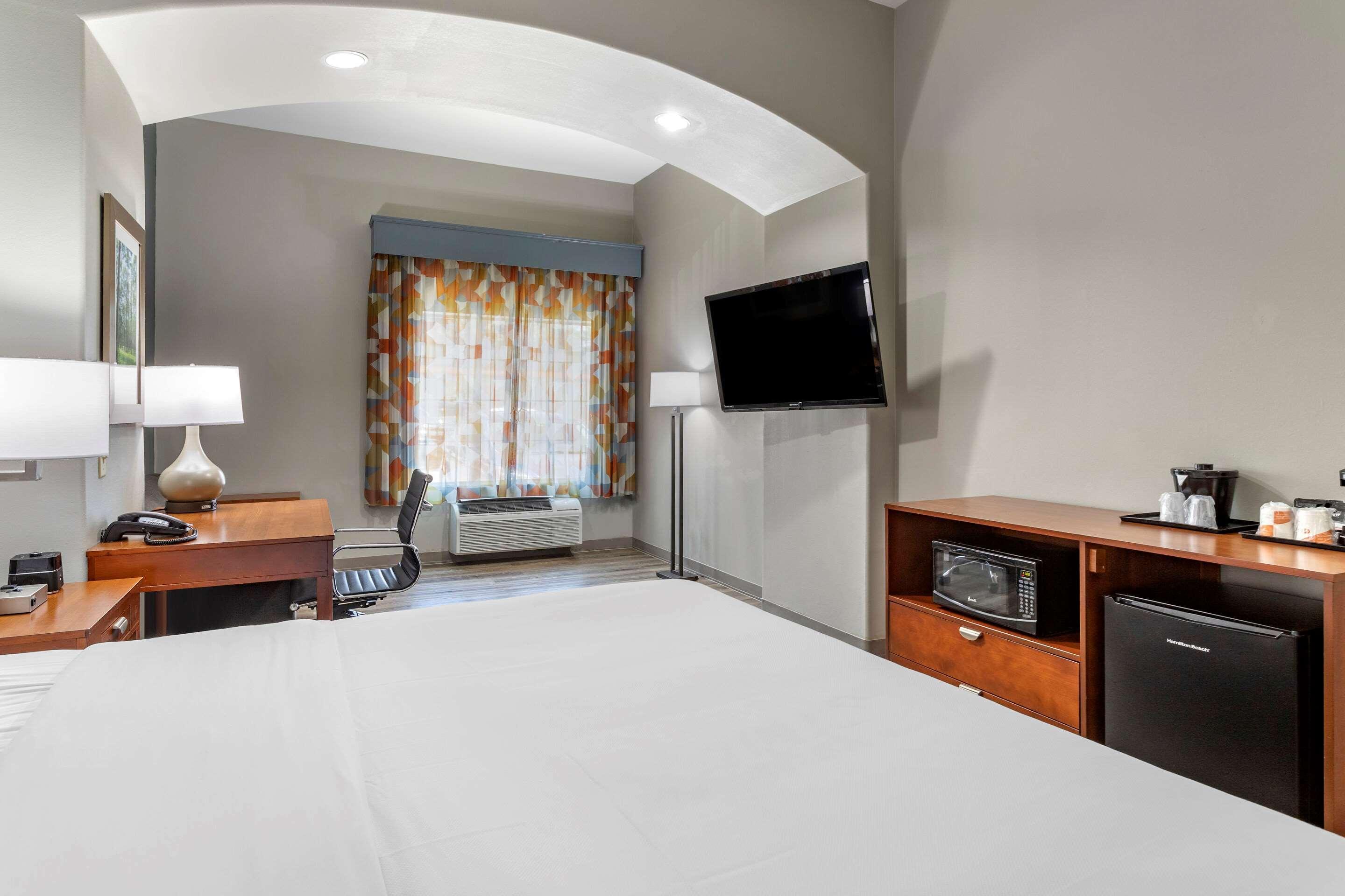Comfort Inn&Suites Cleveland Eksteriør bilde