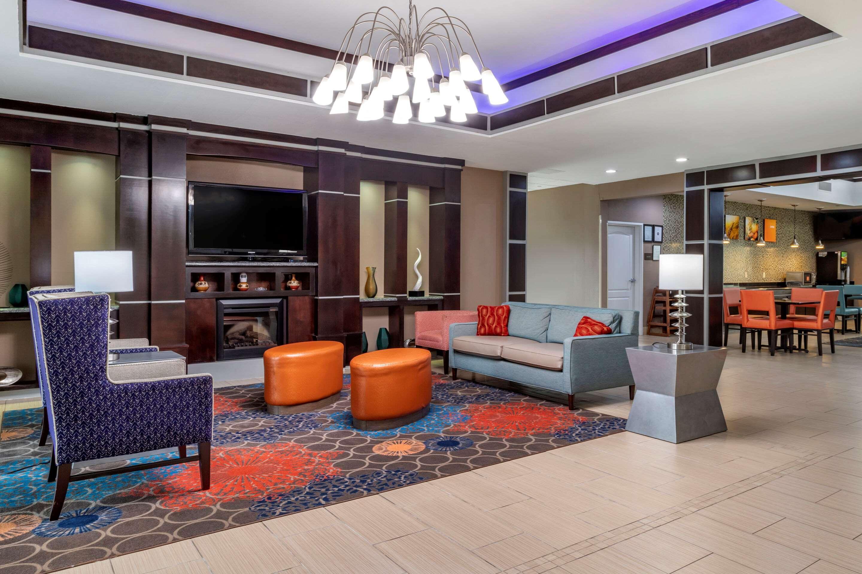Comfort Inn&Suites Cleveland Eksteriør bilde