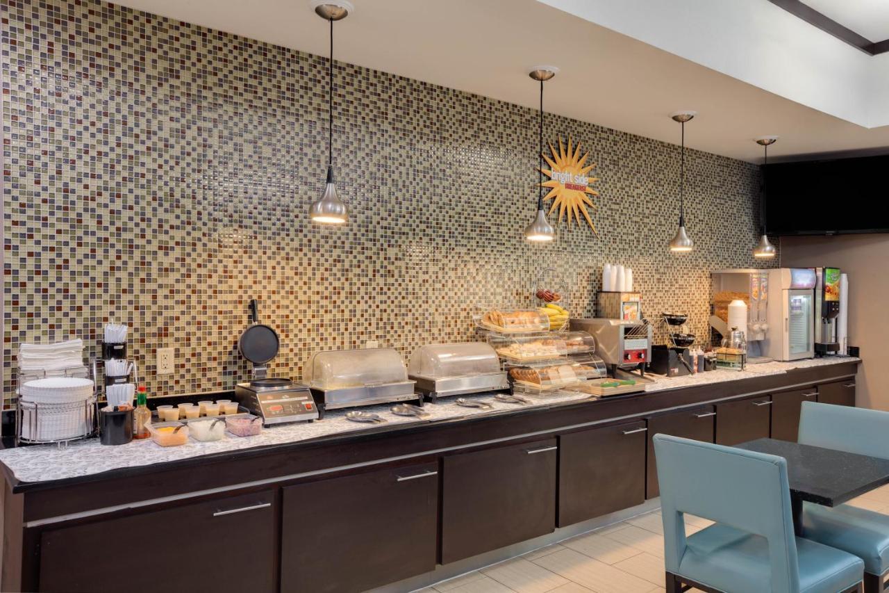 Comfort Inn&Suites Cleveland Eksteriør bilde