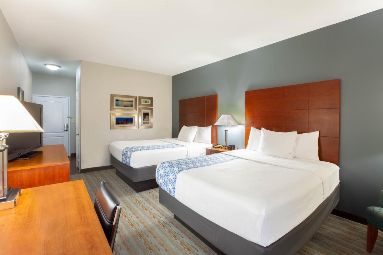 Comfort Inn&Suites Cleveland Eksteriør bilde